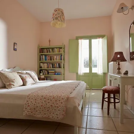 Flower And Crafts - The Eco Nature House Ferienhaus