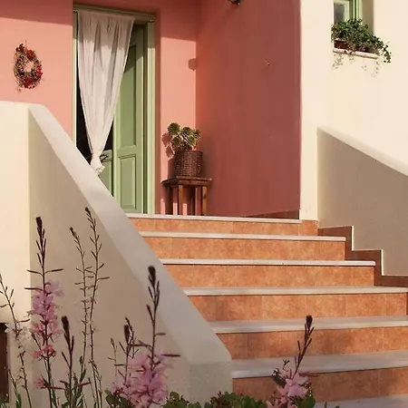 Flower And Crafts - The Eco Nature House * Monolithos