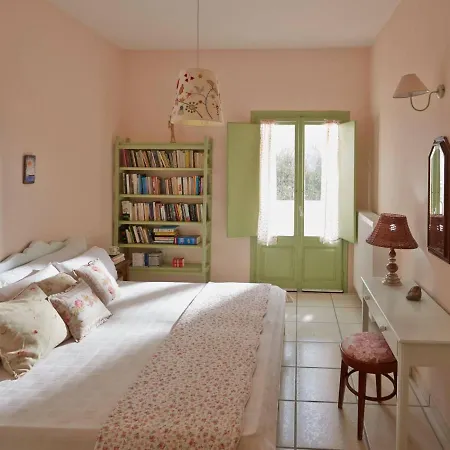 Flower And Crafts - The Eco Nature House * Монолитос